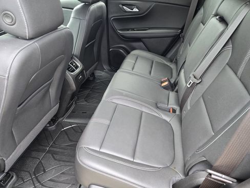 Used 2024 Chevrolet Blazer LT FWD image 29