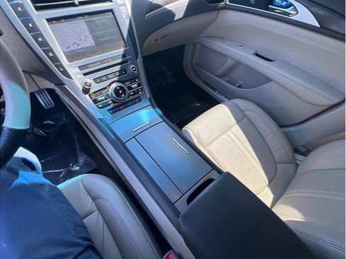 Used 2017 Lincoln MKZ Reserve FWD image 12