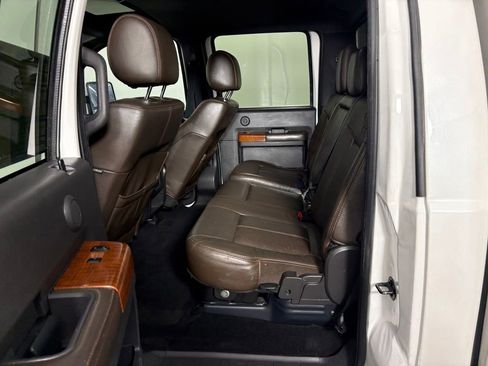 Used 2016 Ford F250 King Ranch w/ FX4 Off-Road Package AWD/4WD image 27