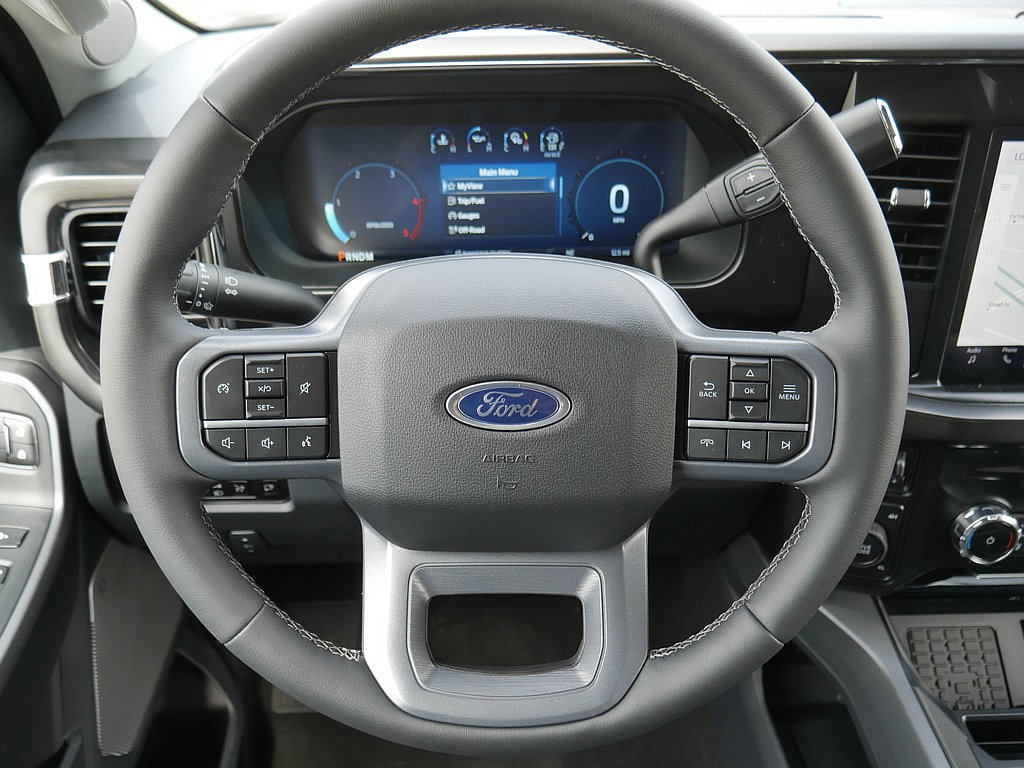 New 2026 Ford F350 Lariat w/ Black Appearance Package AWD/4WD image 19