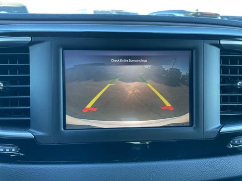 Used 2024 Chrysler Voyager LX FWD image 21