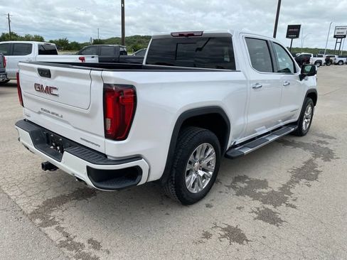 Used 2024 GMC Sierra 1500 Denali AWD/4WD image 6