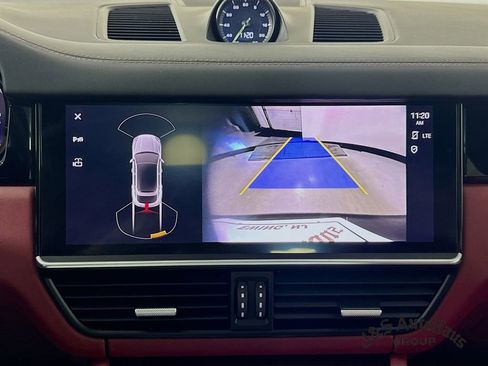 Used 2022 Porsche Cayenne E-Hybrid Coupe image 19