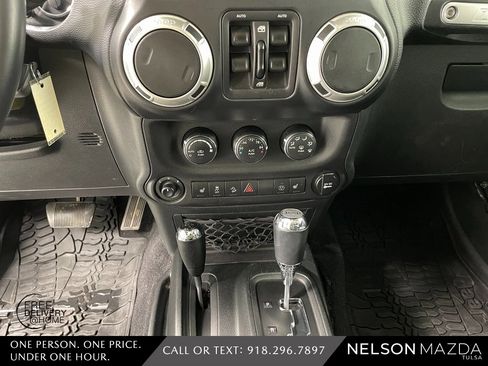 Used 2017 Jeep Wrangler Unlimited Sahara w/ Quick Order Package 24E Chief image 25