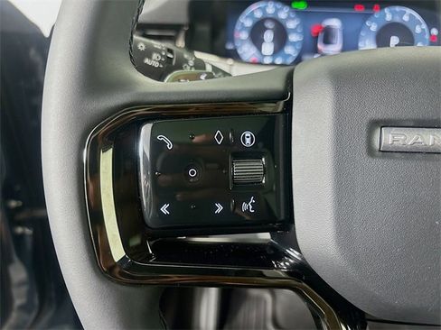 Used 2026 Land Rover Range Rover Evoque S image 10