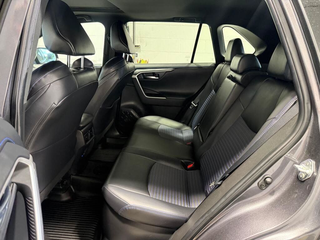 Certified 2022 Toyota RAV4 XSE w/ XSE Grade Weather Package AWD/4WD image 17