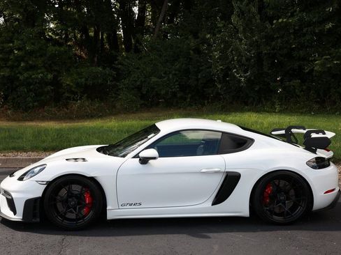 Used 2023 Porsche 718 Cayman GT4 RS image 11