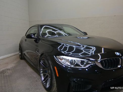 Used 2015 BMW M4 Convertible RWD image 15