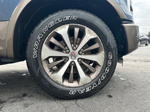 Used 2015 Ford F150 King Ranch w/ FX4 Off-Road Package image 13