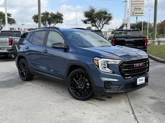 Used 2024 GMC Terrain SLE w/ Driver Convenience Package video 2