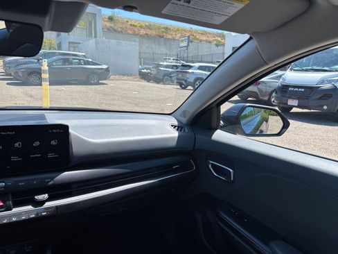 Used 2025 Kia K4 FWD image 34