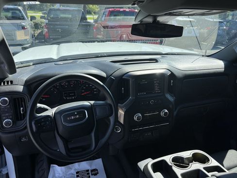 Used 2025 GMC Sierra 2500 Pro AWD/4WD image 30