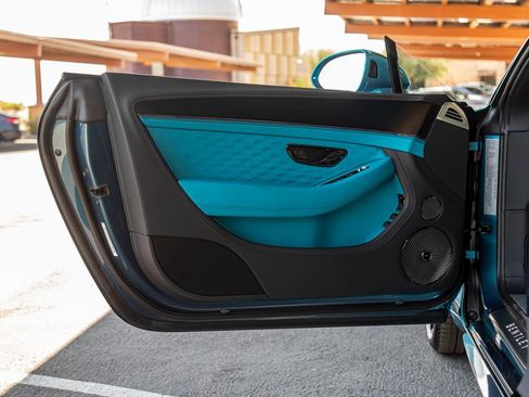 Used 2025 Bentley Continental GT Speed image 14