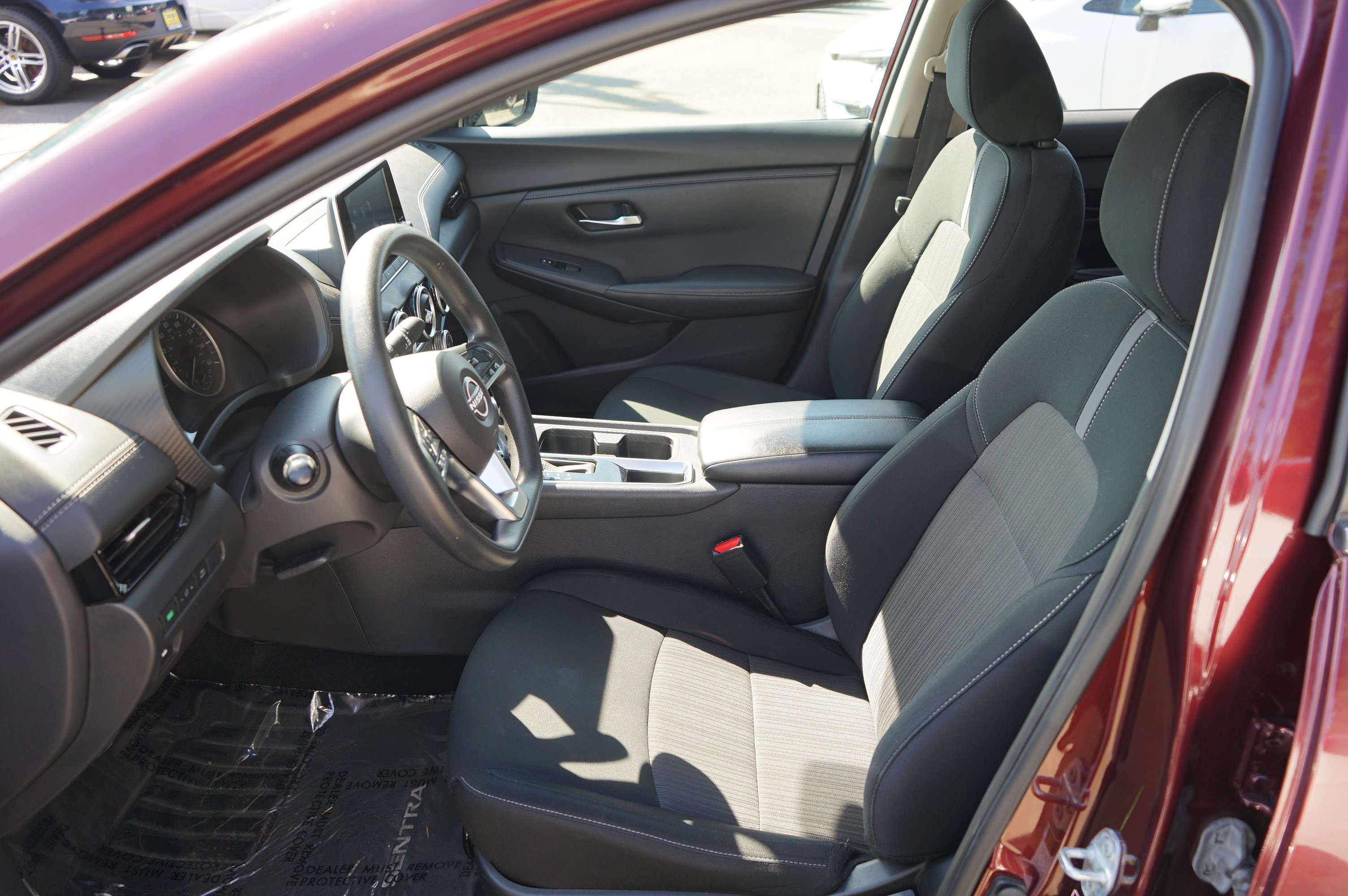 Used 2024 Nissan Sentra SV FWD image 28