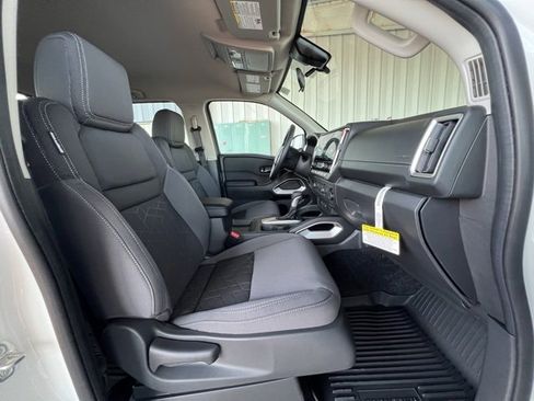 New 2026 Nissan Frontier SV w/ Tow Package image 22