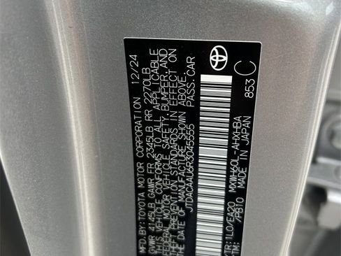 Used 2024 Toyota Prius Limited image 10