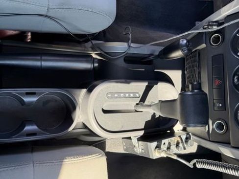 Used 2010 Jeep Wrangler Unlimited Sport image 17