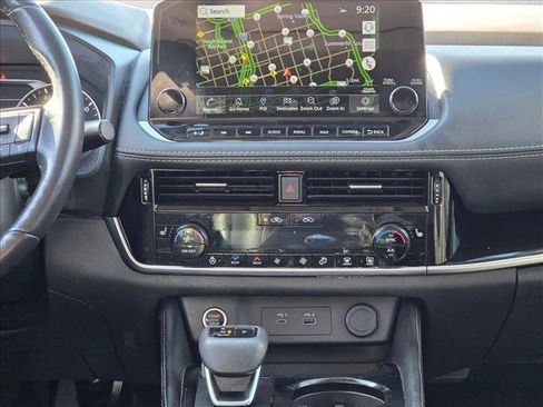 Used 2023 Nissan Rogue SL w/ SL Premium Package image 17