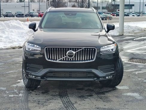 Certified 2022 Volvo XC90 T5 Momentum w/ Climate Package image 31