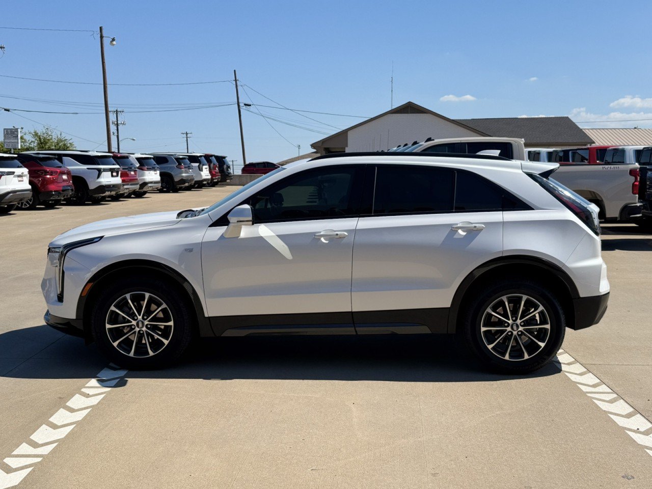 Used 2024 Cadillac XT4 Sport FWD image 4