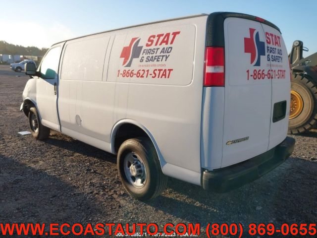 Used 2020 Chevrolet Express 2500 RWD image 4