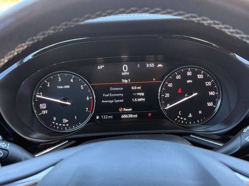 Used 2023 Buick Envision Essence image 40