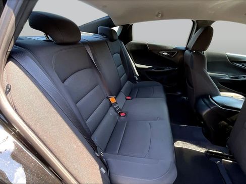 Used 2019 Chevrolet Malibu LS FWD image 17