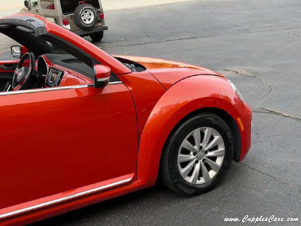 Used 2019 Volkswagen Beetle 2.0T S FWD image 35