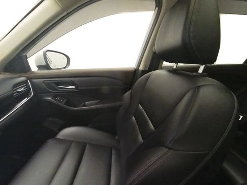Certified 2022 Nissan Rogue SL w/ SL Premium Package AWD/4WD image 31