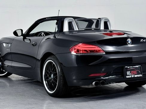 Used 2013 BMW Z4 sDrive28i image 11