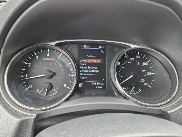 Used 2016 Nissan Rogue SV w/ SV Premium Package AWD/4WD image 13