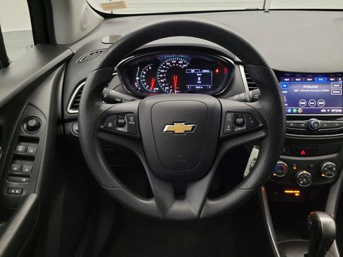 Used 2022 Chevrolet Trax LT AWD/4WD image 22