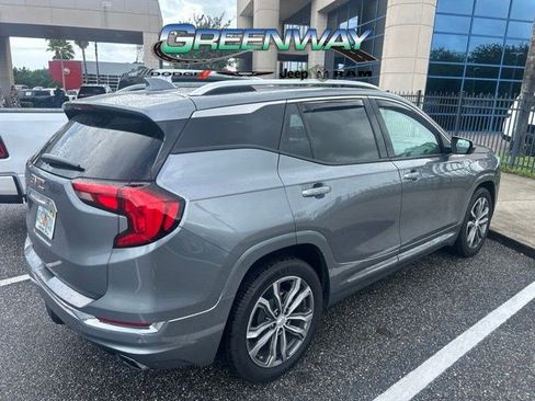 Used 2020 GMC Terrain Denali w/ Denali Premium Package FWD image 18