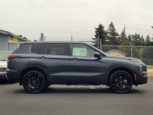 New 2026 Nissan Rogue SL AWD/4WD image 4