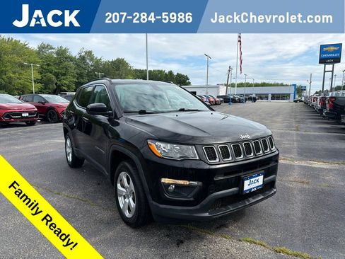 Used 2020 Jeep Compass Latitude w/ Popular Equipment Group AWD/4WD image 1