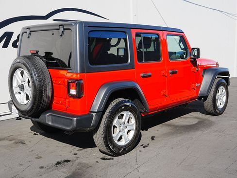 Used 2020 Jeep Wrangler Unlimited Sport S image 4