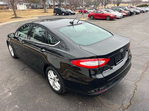 Used 2014 Ford Fusion SE image 9