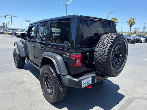 Used 2023 Jeep Wrangler Unlimited Rubicon w/ Xtreme 35 Tire Package AWD/4WD image 5