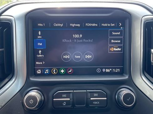 Used 2020 Chevrolet Silverado 1500 LT Trail Boss AWD/4WD image 19