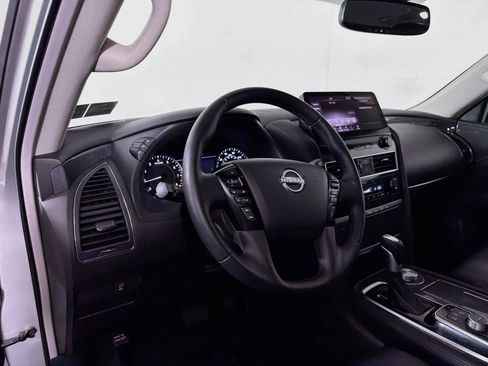 Used 2024 Nissan Armada SV AWD/4WD image 16