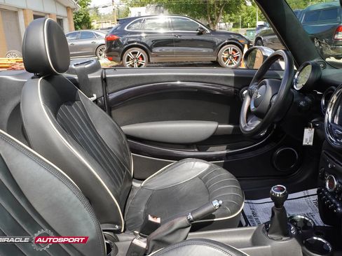 Used 2011 MINI Cooper John Cooper Works FWD image 28