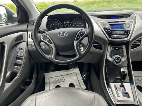 Used 2013 Hyundai Elantra Limited FWD image 15
