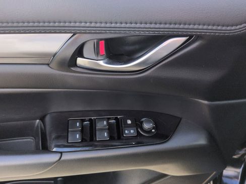 Used 2020 MAZDA CX-5 Touring image 12