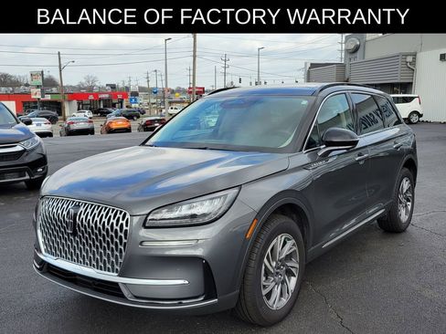 Used 2025 Lincoln Corsair AWD w/ Equipment Group 101A image 2
