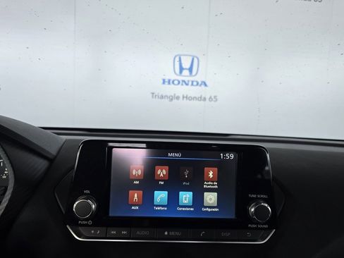 Used 2022 Nissan Sentra S image 6