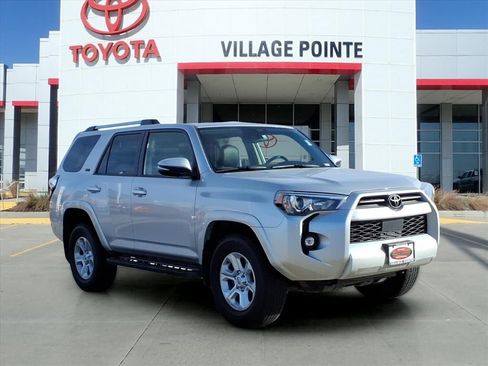 Certified 2023 Toyota 4Runner SR5 Premium image 9