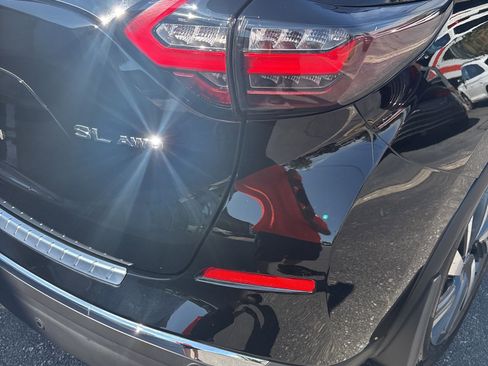 Used 2024 Nissan Murano SL image 5