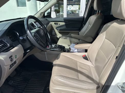 Used 2017 Honda Pilot Elite image 27