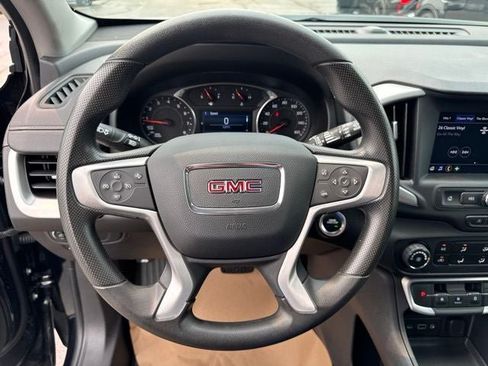 Used 2024 GMC Terrain SLE w/ Elevation Edition FWD image 12