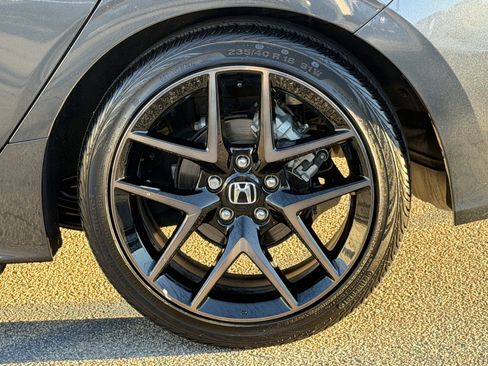 Used 2023 Honda Civic Sport Touring image 10